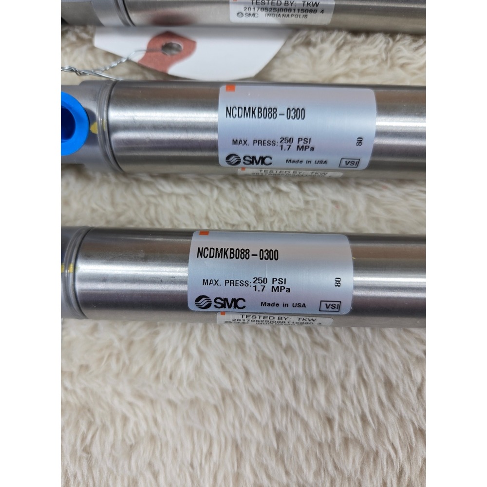 SMC NCDMKB088-0300 Pneumatic Air Cylinder 7/8 Bore 3 Stroke 250‎ PSI Set of 4